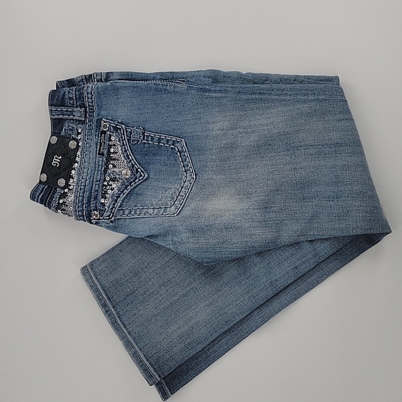 Miss Me womans jeans Size 29 boot cut sequins New - Picture 1 of 7
